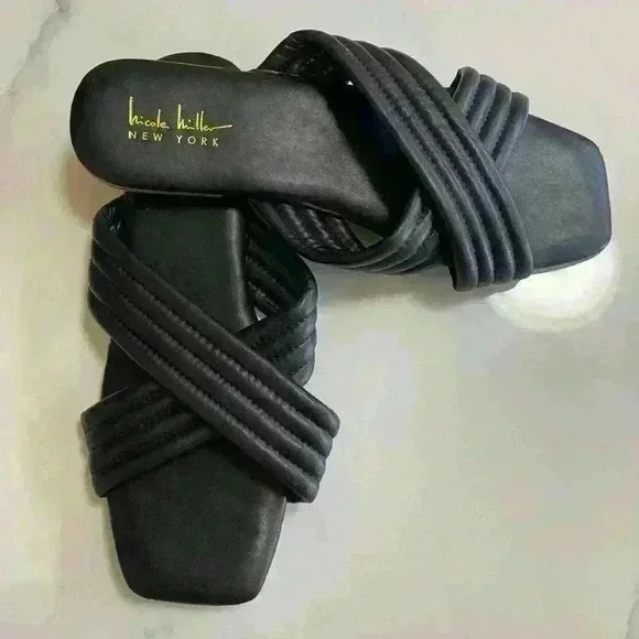 NICOLE MILLER  Womens CROSS STRAP SANDAL SLIDE FLAT  Black Size 8.5 - Picture 6 of 6